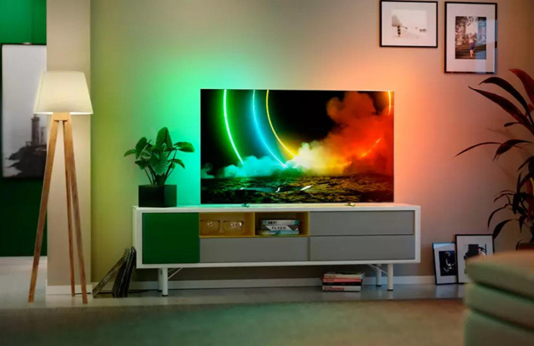 Sales: 4K OLED TV with Ambilight is already at a great price